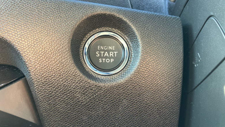 Citroen C4 1.2 PureTech [130] Shine 5dr Petrol Hatchback